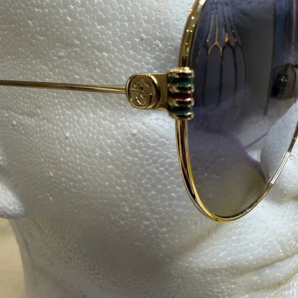 New Gucci Oversize Sunglasses - Picture 2 of 4